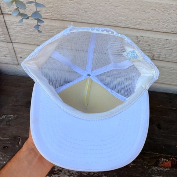 Vintage H&C family lodge fishing hat White river ONTARIO trucker hat snapback - Picture 5 of 5